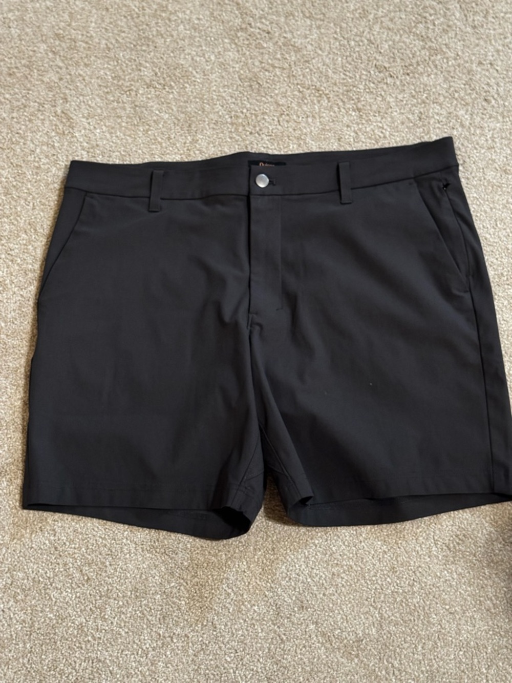 Quince Black Men's Flat-Front Performance Shorts
